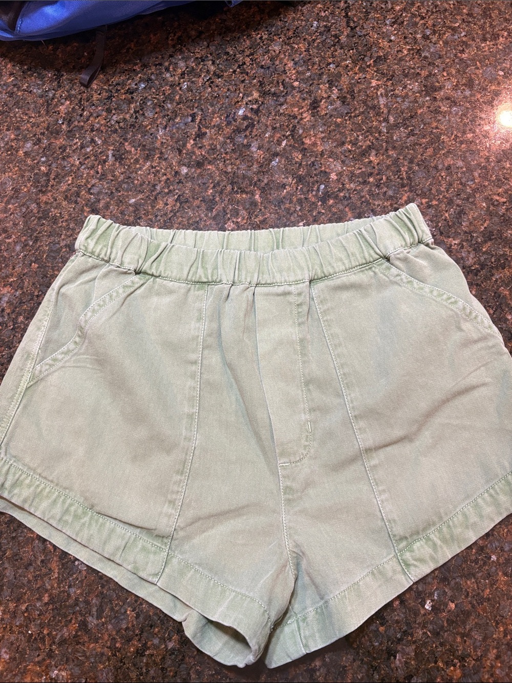 Billabong Light Green High-Waist Elastic Shorts